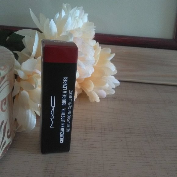 HP 💕 BNIB MAC Cremesheen Lipstick - Picture 7 of 7